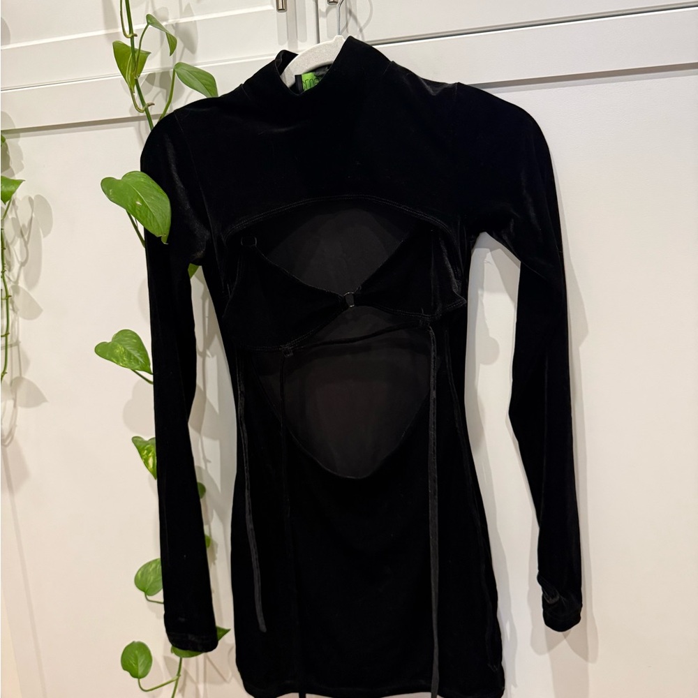 Elegant Black Mini Dress